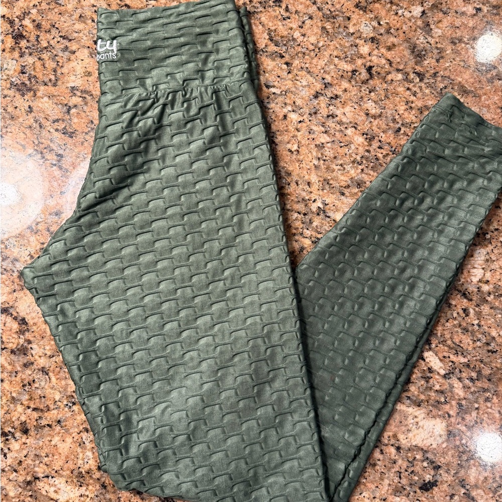 Booty by Brabants Textured Green Leggings